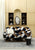 sofá de 2 plazas, tapizado textil con base de madera, personalizable. Dimensiones 180 x 92 x 86 cm